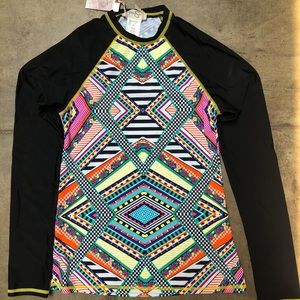 Jessica Simpson sunscreen shirt rash guard - small